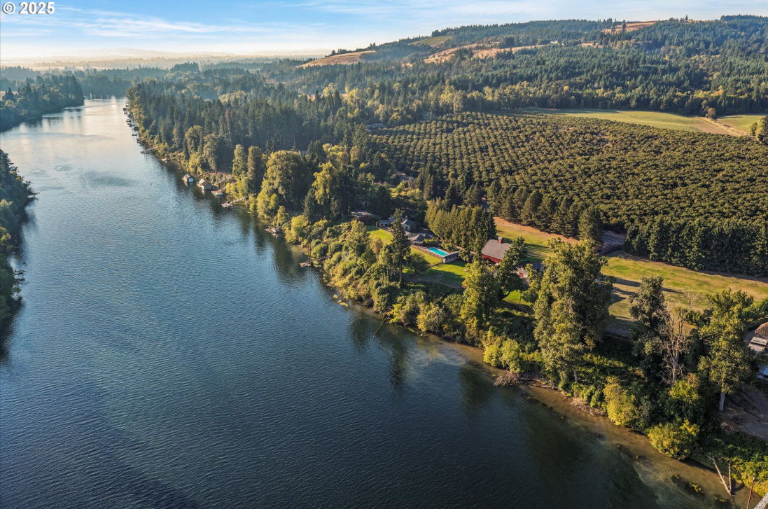 RIVERFRONT LEGACY IN WINE COUNTRY